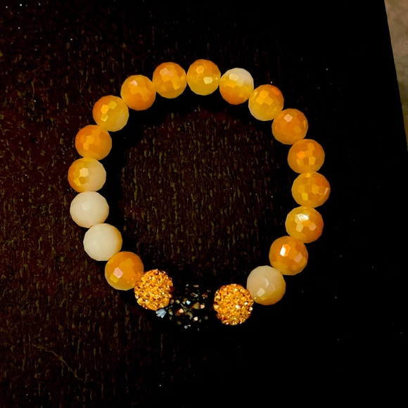 New/beaded ball stretch bracelet - Picture 1 of 4
